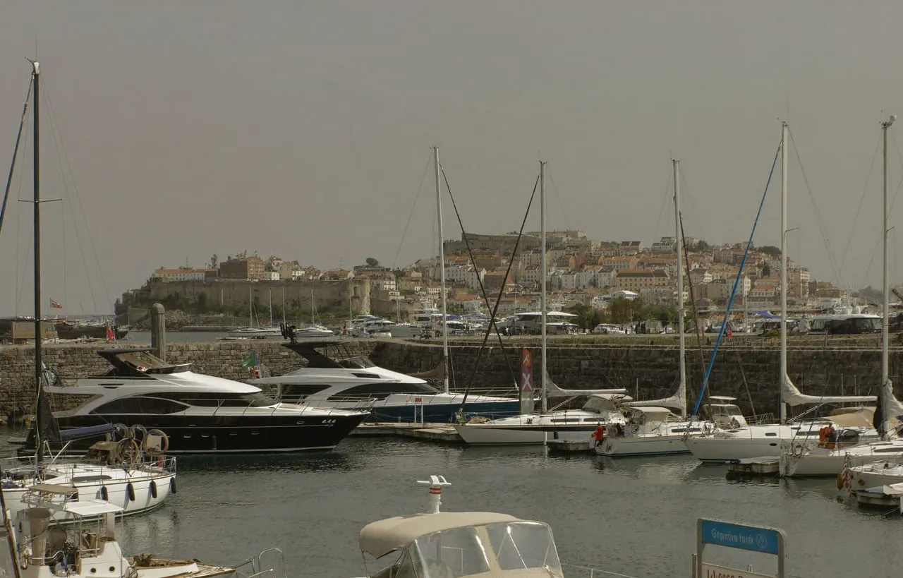 Le port de plaisance de Lorient et ses voiliers